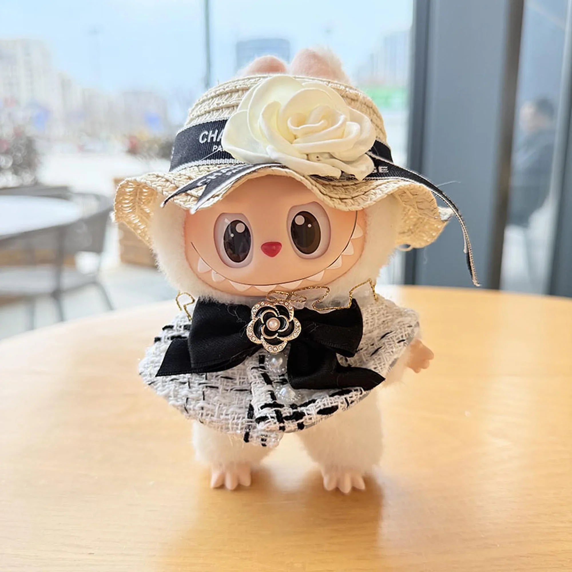 (Only Outfit) White Luxury Shawl With Black-Trimmed White Straw Hat