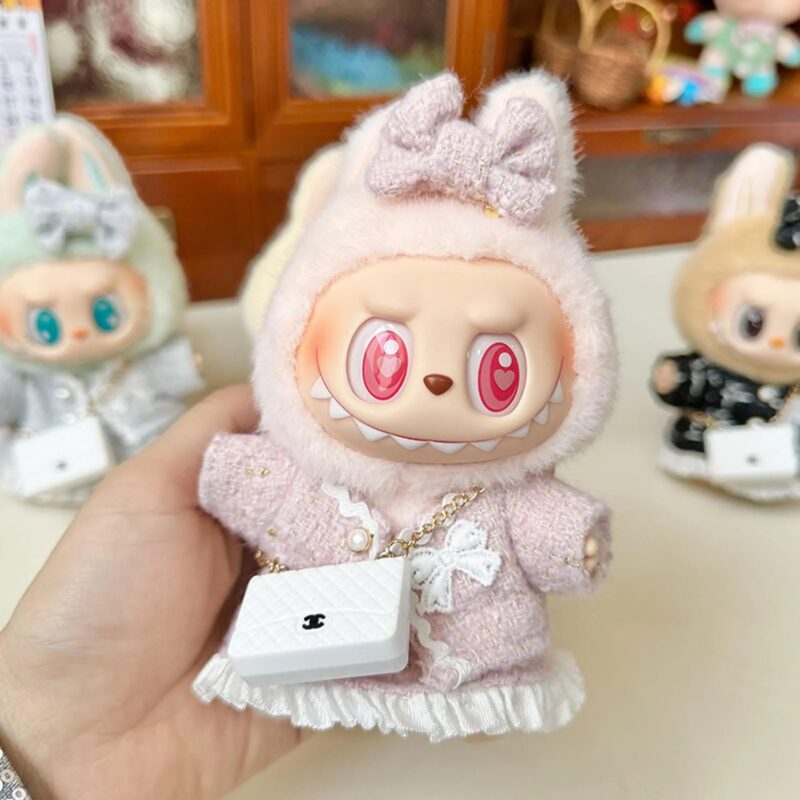 (Only Outfit) White Mini C Bag & Classic Chanel-Style Pink